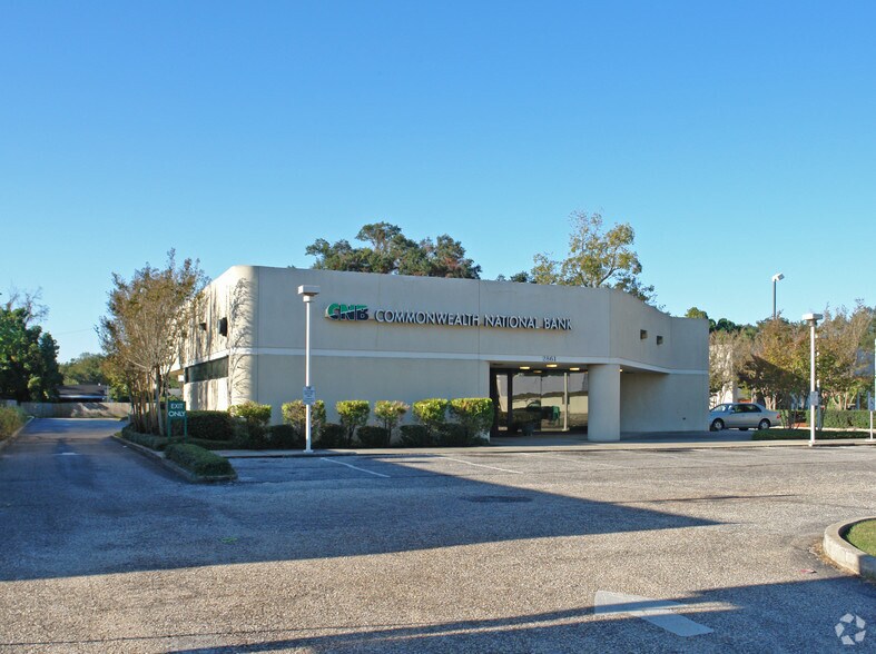 2861 Spring Hill Ave, Mobile, AL for lease - Building Photo - Image 2 of 10