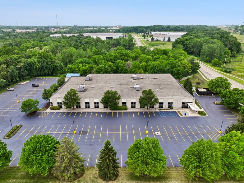 3355 Walker Ave NW, Grand Rapids, MI for lease - Building Photo - Image 3 of 11