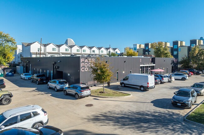 Plus de détails pour 5832 Fairdale Ln, Houston, TX - Commerce de détail à louer