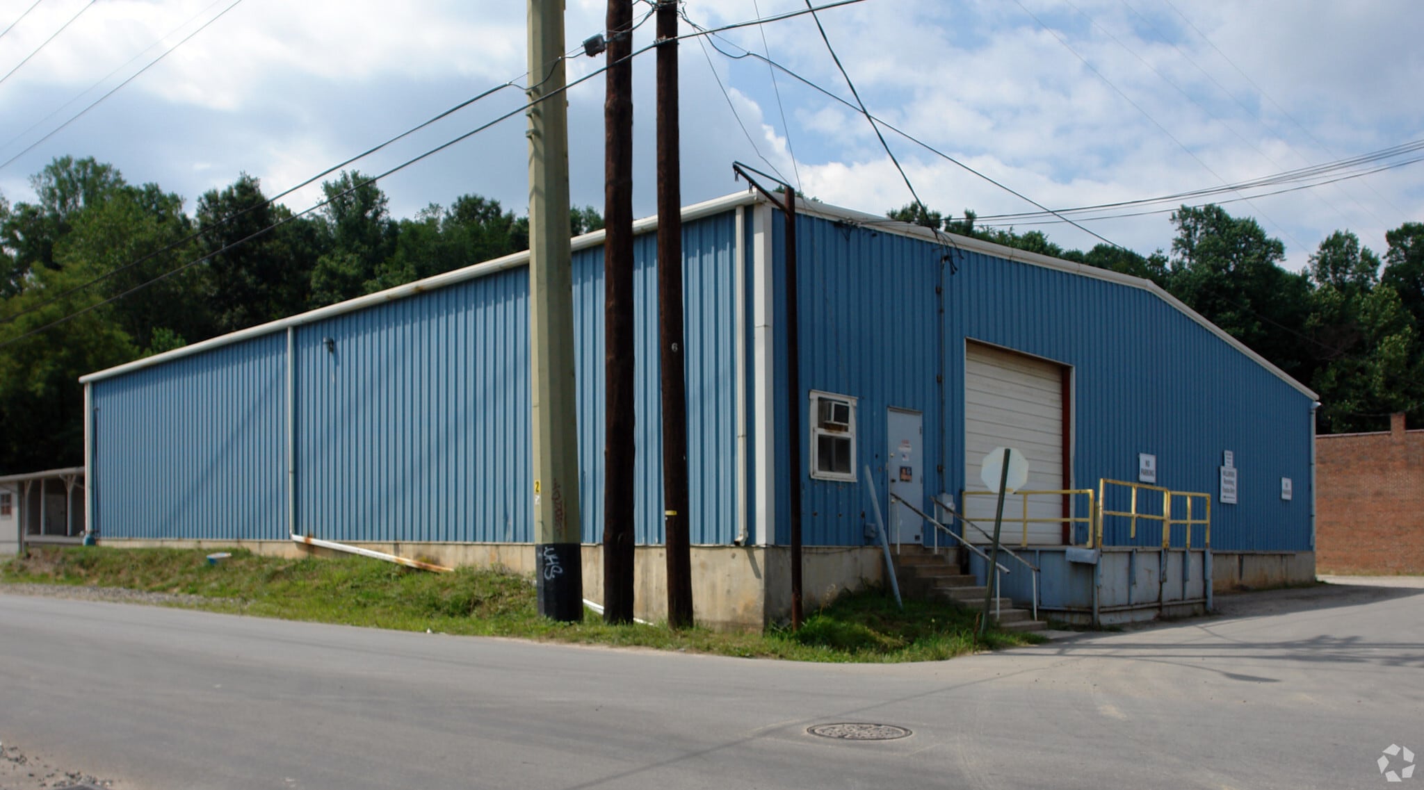 3 Mulvaney St, Asheville, NC for lease Primary Photo- Image 1 of 5