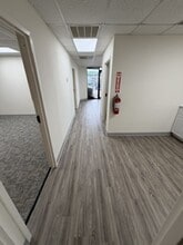 575 Old Norcross Rd, Lawrenceville, GA for lease Interior Photo- Image 1 of 8