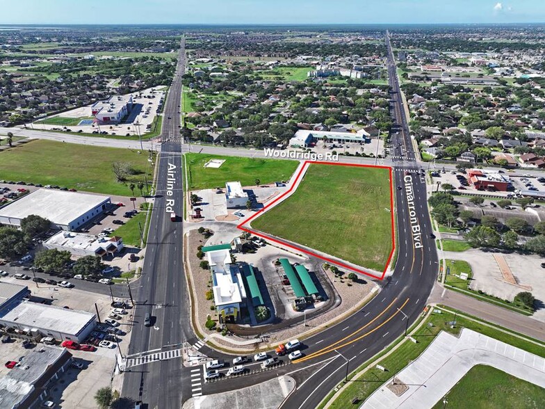 2445 Airline Rd, Corpus Christi, TX à vendre - Photo du bâtiment - Image 2 de 4