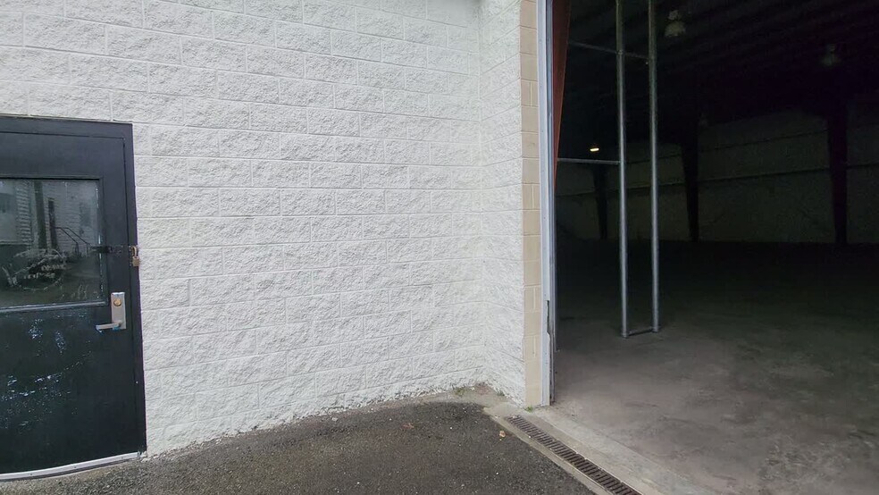 1900 Liberty St, Mount Pleasant, PA for lease - Commercial Listing Video - Image 2 of 40