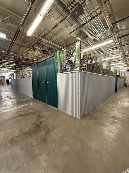 100 Coombs St, Napa, CA à louer - Photo intérieure - Image 2 de 5