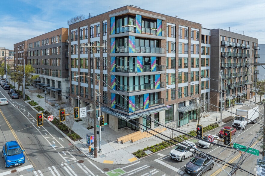 104 12th Ave, Seattle, WA for lease - Primary Photo - Image 1 of 36
