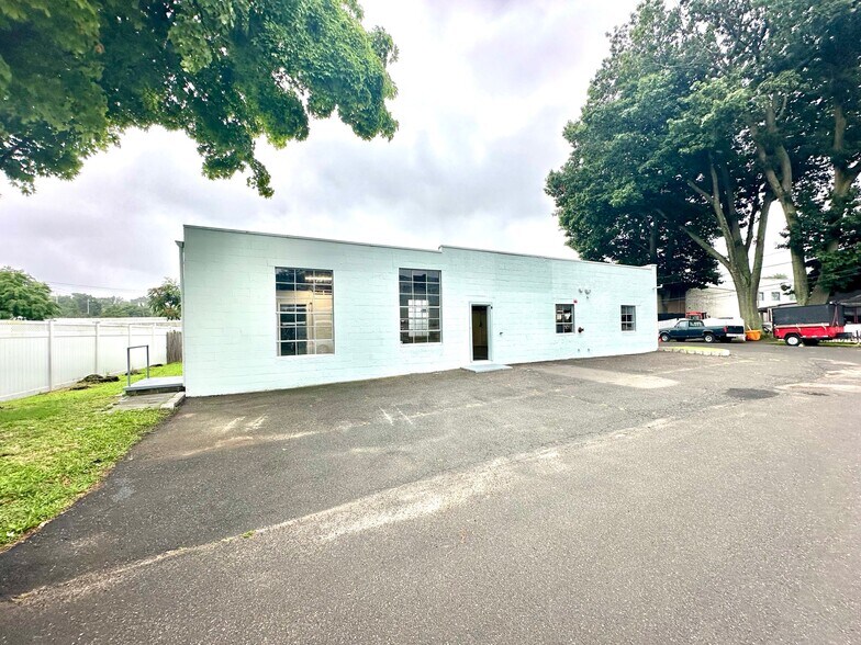 5 Silver St, Norwalk, CT à vendre - Photo du bâtiment - Image 2 de 23