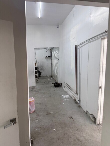 727 Atlantic Blvd, East Los Angeles, CA à vendre - Photo du bâtiment - Image 2 de 14