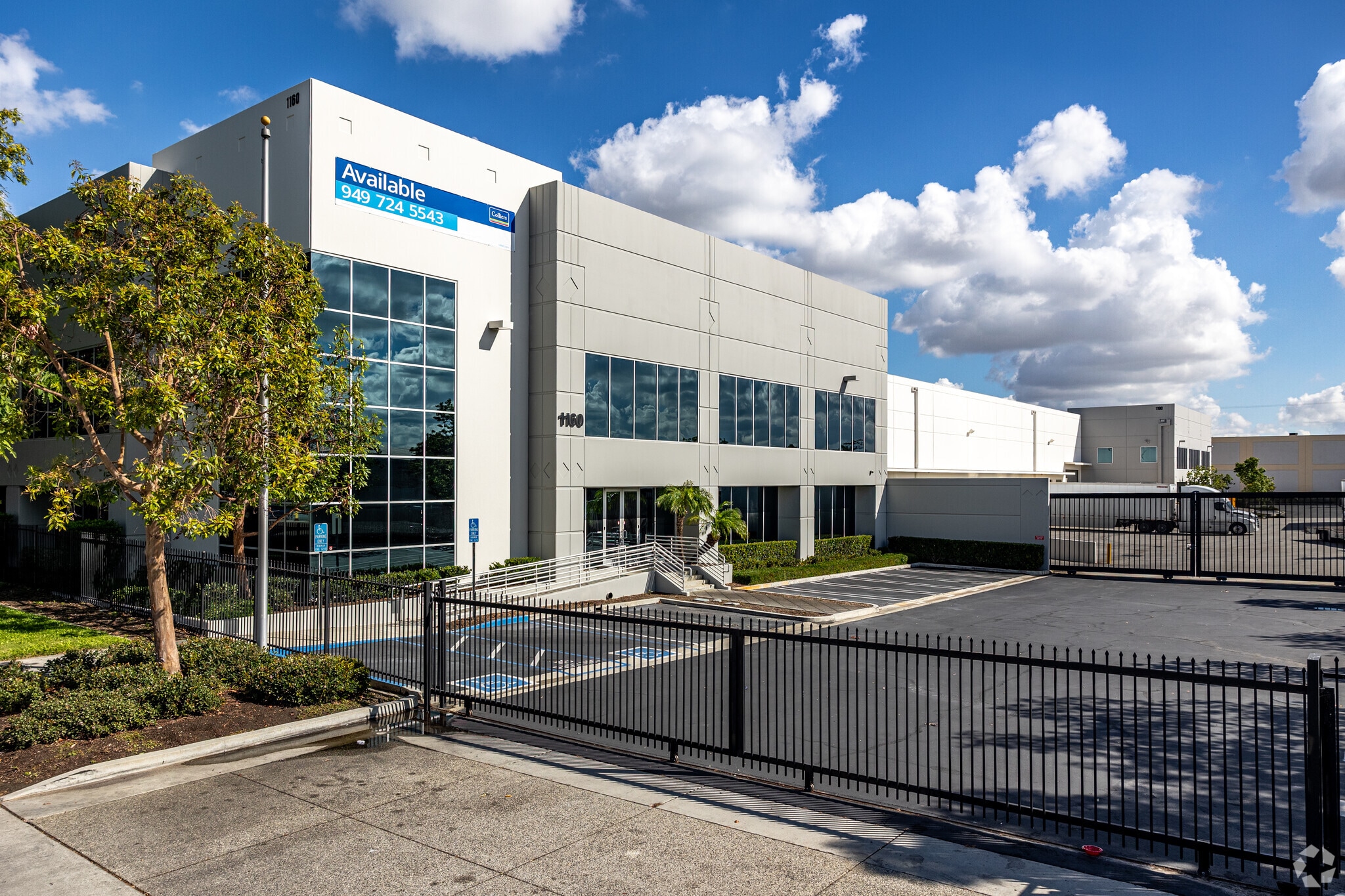 1190-1180 N Anaheim Blvd, Anaheim, CA for lease Primary Photo- Image 1 of 11