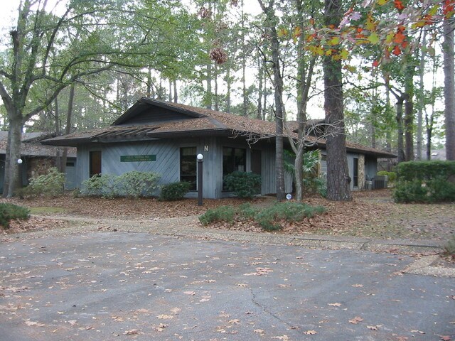 2704 N Oak Street, Valdosta, GA à louer - Photo du bâtiment - Image 2 de 14