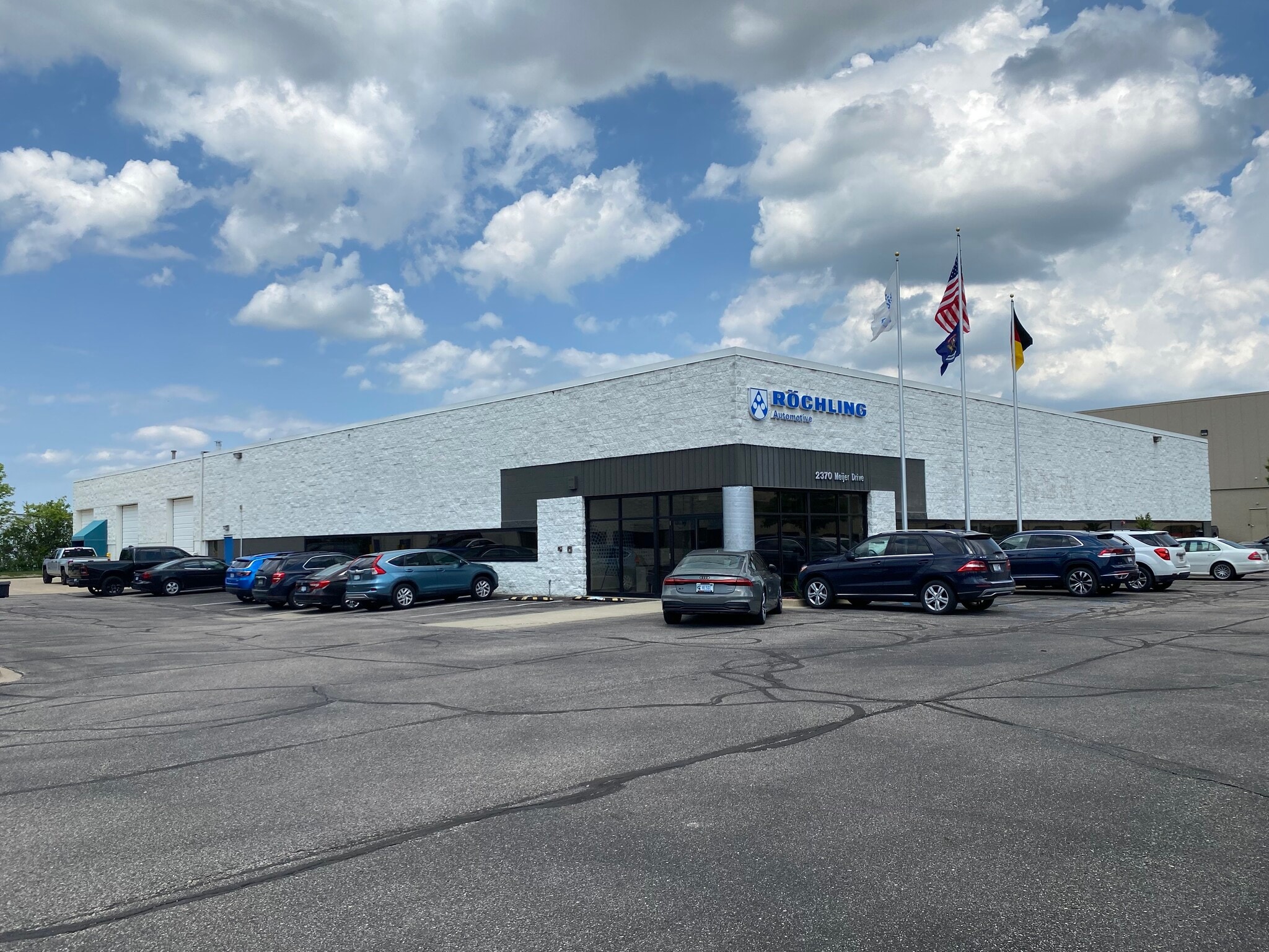 2370 Meijer Dr, Troy, MI for lease Primary Photo- Image 1 of 14