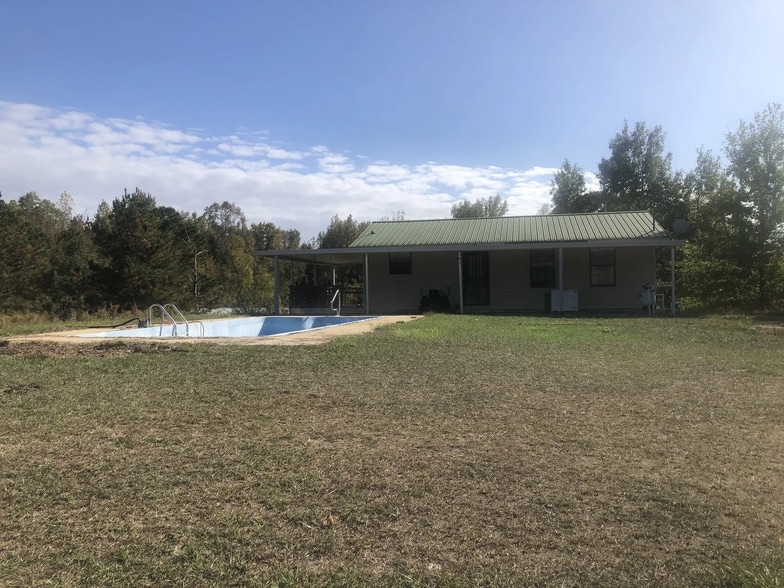 683 Green St, Shorter, AL à vendre - Photo du bâtiment - Image 2 de 5