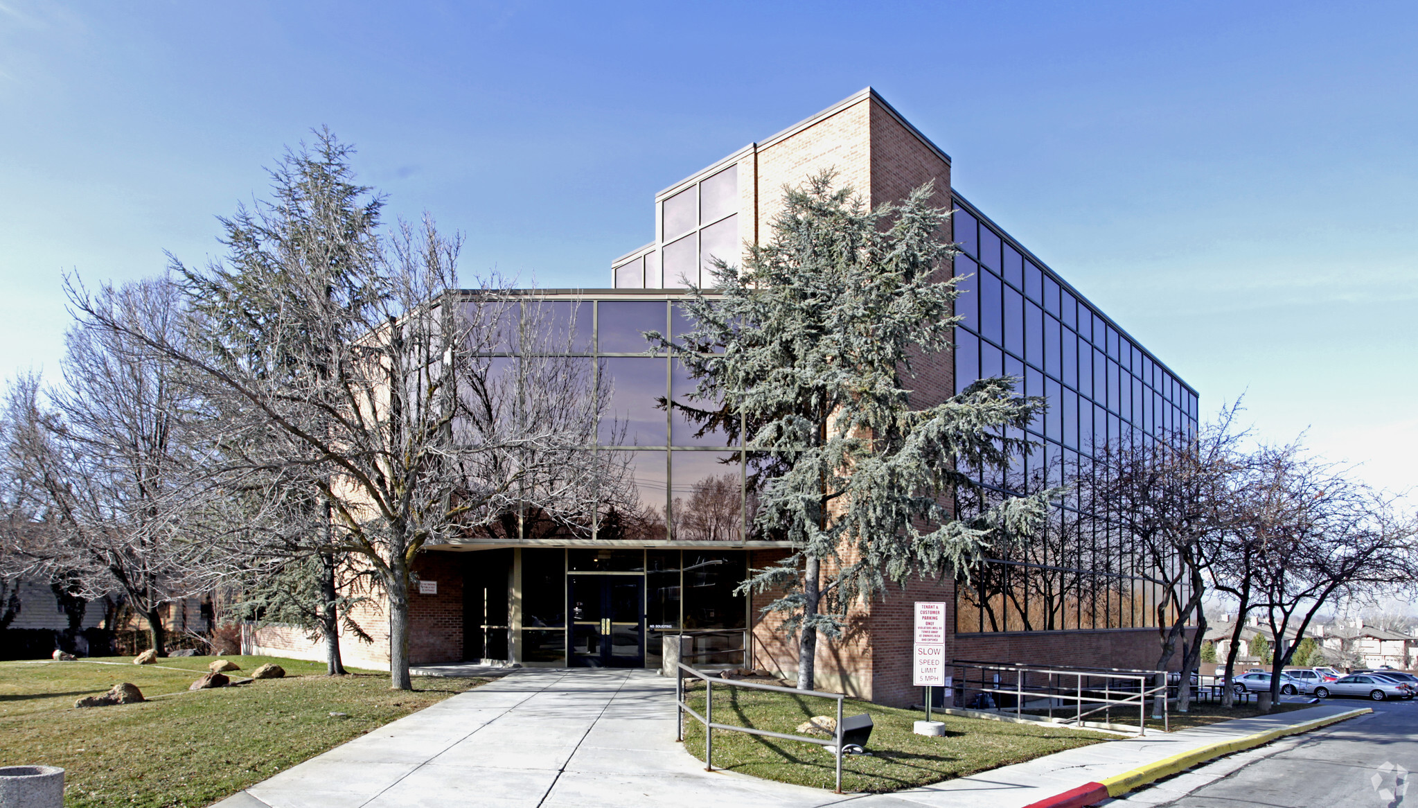 4460 Highland Dr, Salt Lake City, UT for lease Building Photo- Image 1 of 8