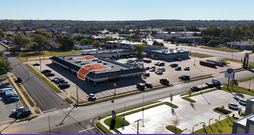 535 SW Loop 323, Tyler, TX à louer - Photo du bâtiment - Image 3 de 3