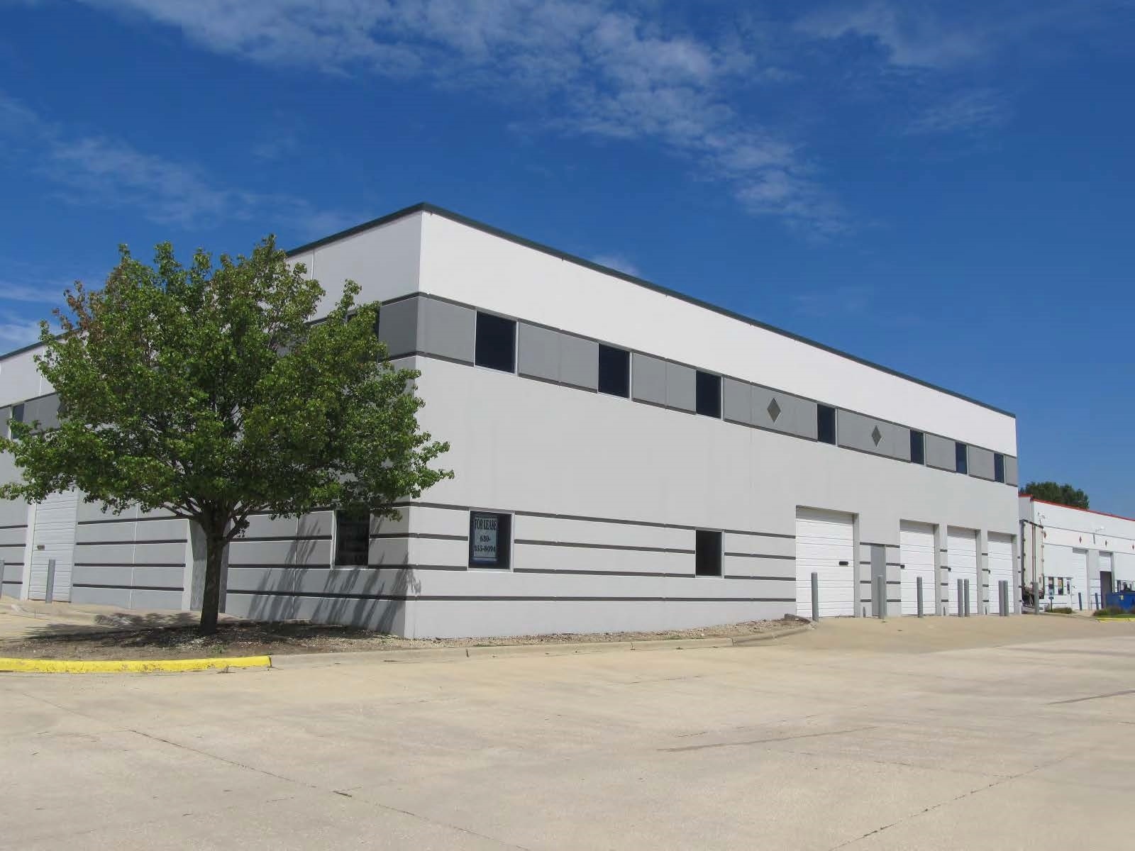 750 N 17th St, St Charles, IL for lease Building Photo- Image 1 of 26