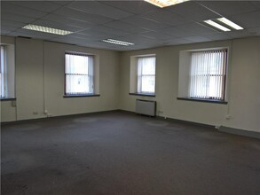 1 Charlotte St, Ayr for lease Interior Photo- Image 1 of 2