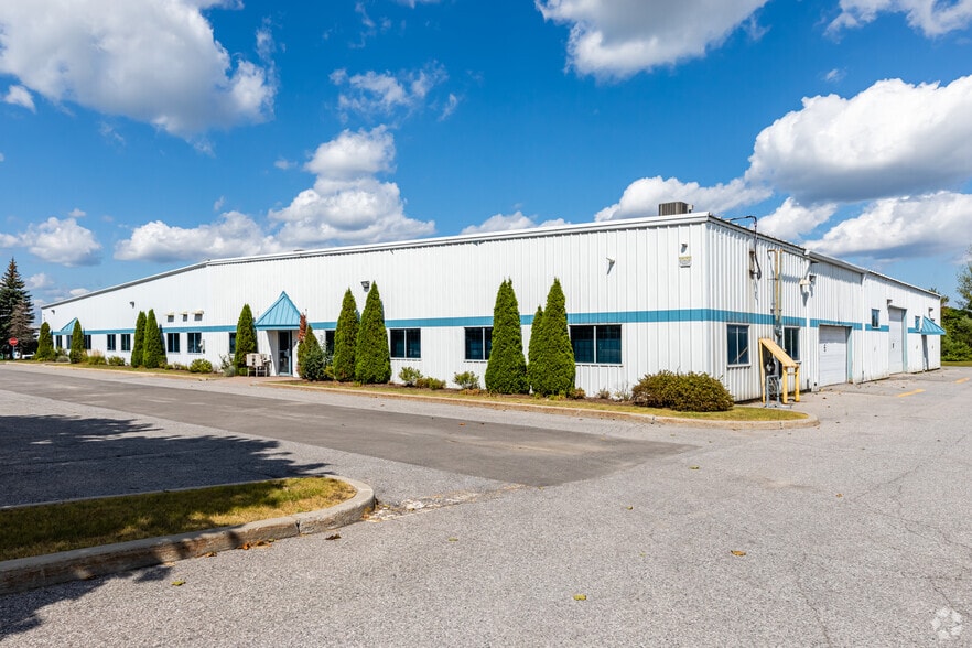 25-27 Iber Rd, Ottawa, ON à vendre - Photo principale - Image 1 de 1