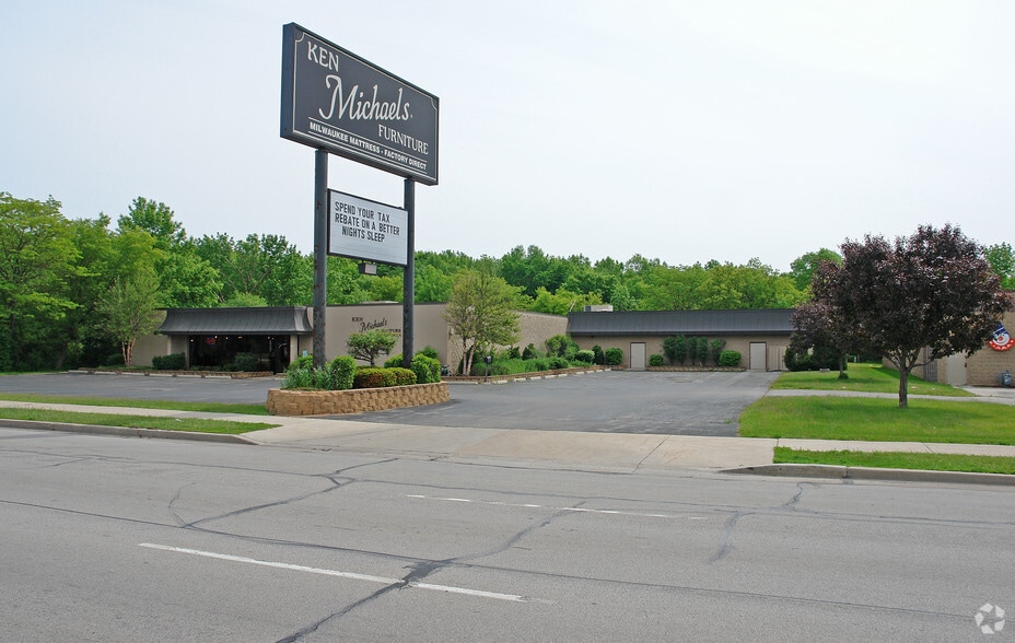 4140 S 108th St, Greenfield, WI for sale - Building Photo - Image 3 of 5