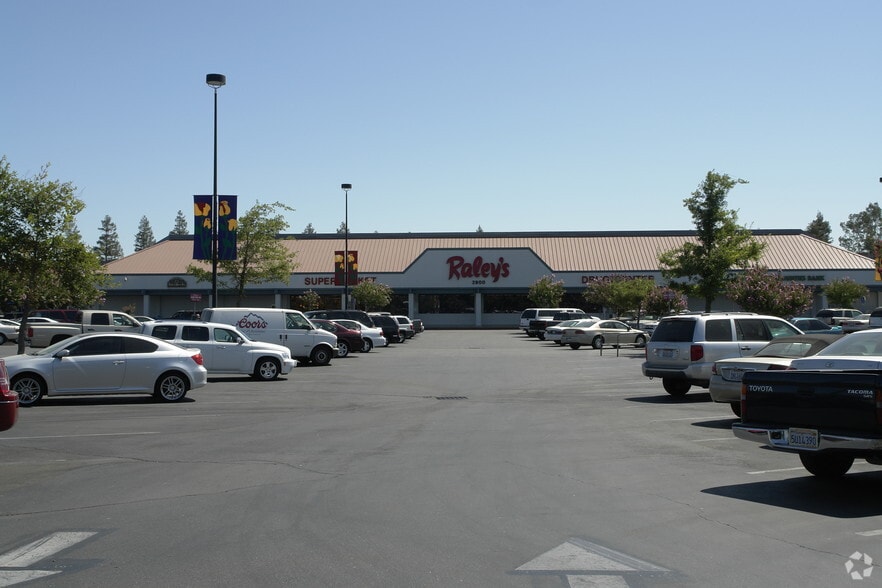 2800-2980 Geer Rd, Turlock, CA à louer - Photo du bâtiment - Image 1 de 8