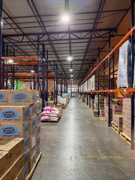 7400 North Fwy, Houston, TX à vendre - Photo intérieure - Image 3 de 12