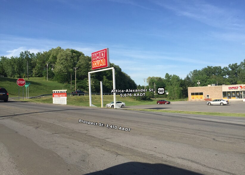 150-152 Prospect St, Attica, NY à louer - Photo du bâtiment - Image 3 de 3