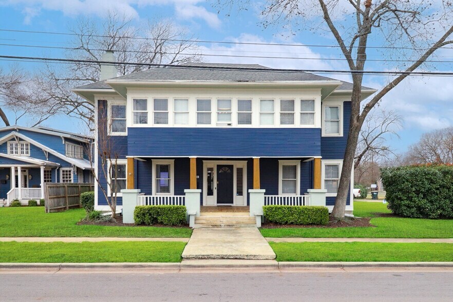 1102 S Rock St, Georgetown, TX à vendre - Photo du bâtiment - Image 1 de 13