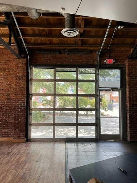 538 S Virginia St, Reno, NV for sale - Interior Photo - Image 3 of 6