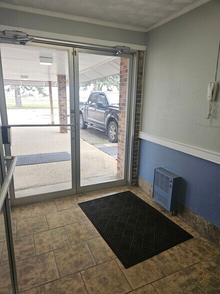 2007 US-71, Jackson, MN à vendre - Photo du bâtiment - Image 2 de 36