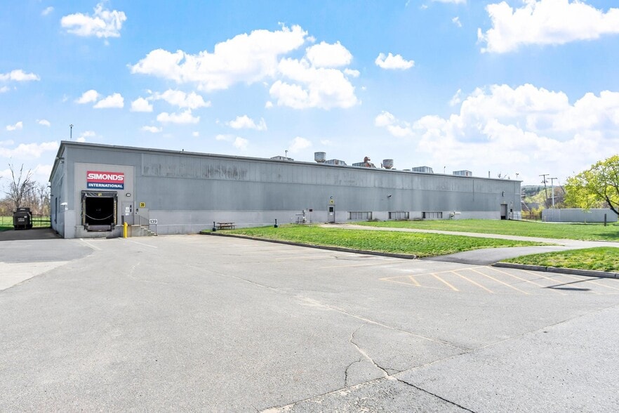 139 Intervale Rd, Fitchburg, MA for sale - Building Photo - Image 3 of 16
