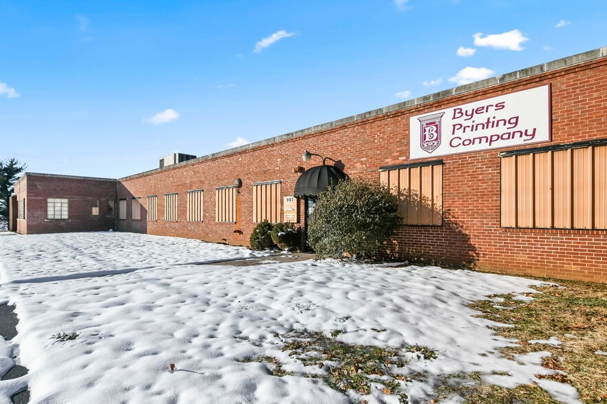 901 N MacArthur Blvd, Springfield, IL for lease - Building Photo - Image 2 of 23