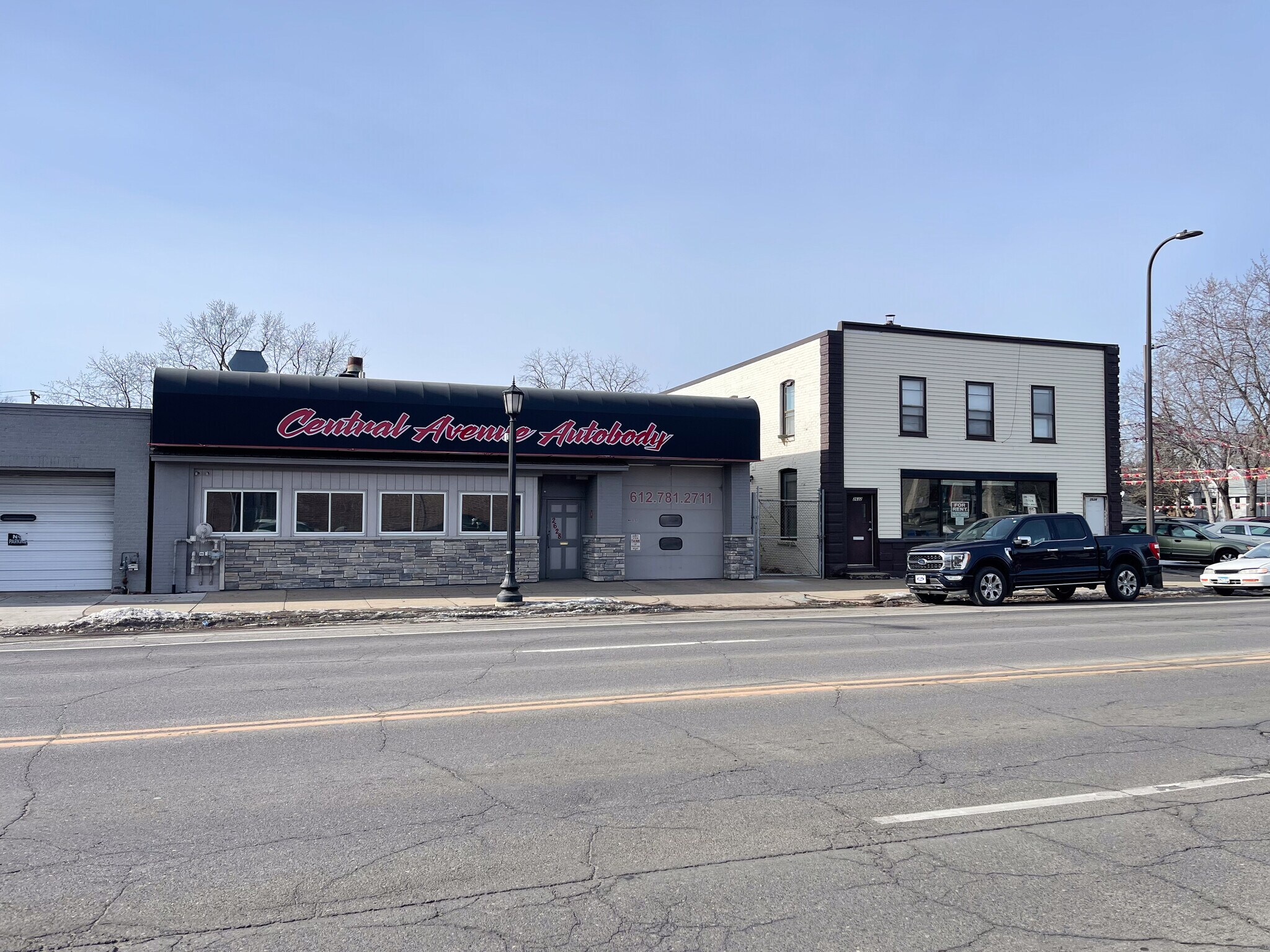2628 Central Ave NE, Minneapolis, MN à vendre Photo du bâtiment- Image 1 de 29