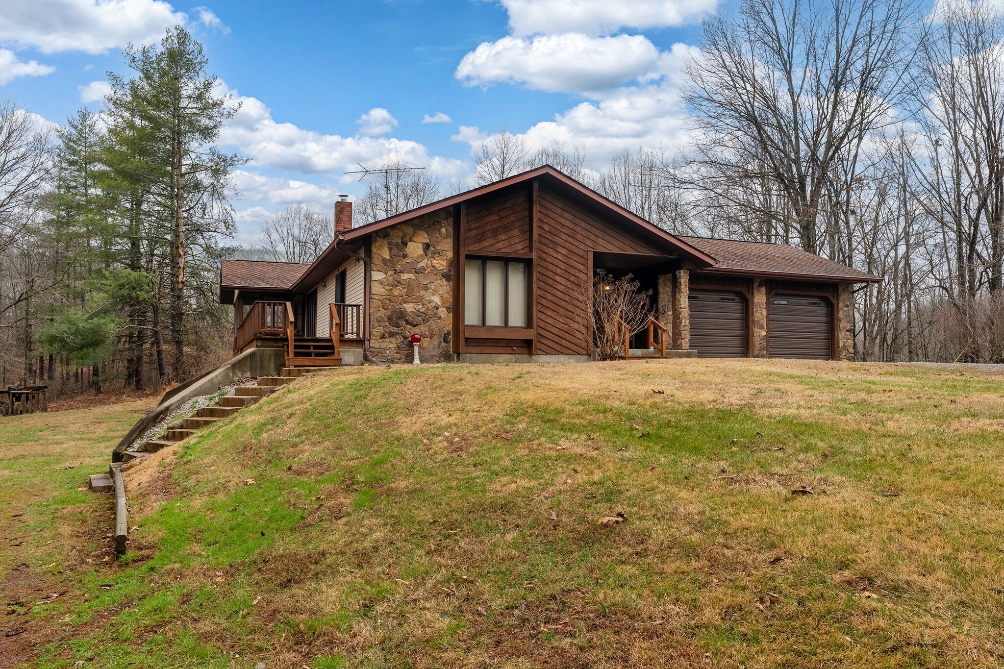 3085 Kaolin Rd, Cobden, IL for sale Primary Photo- Image 1 of 30