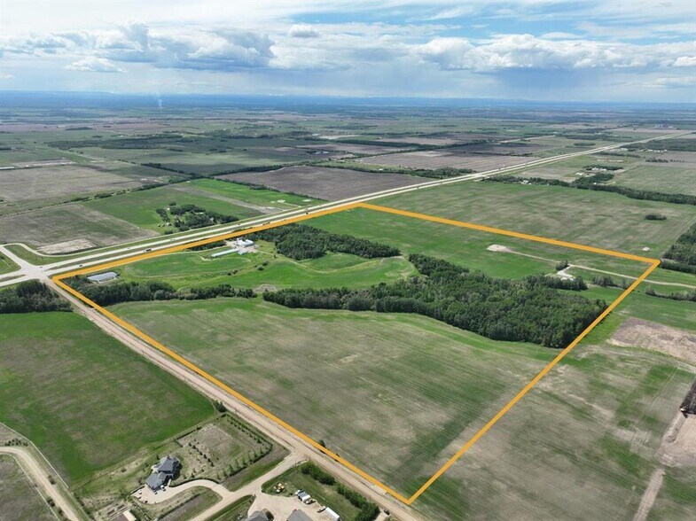 714002 Range Road 85, Wembley, AB à vendre - Photo du bâtiment - Image 1 de 29