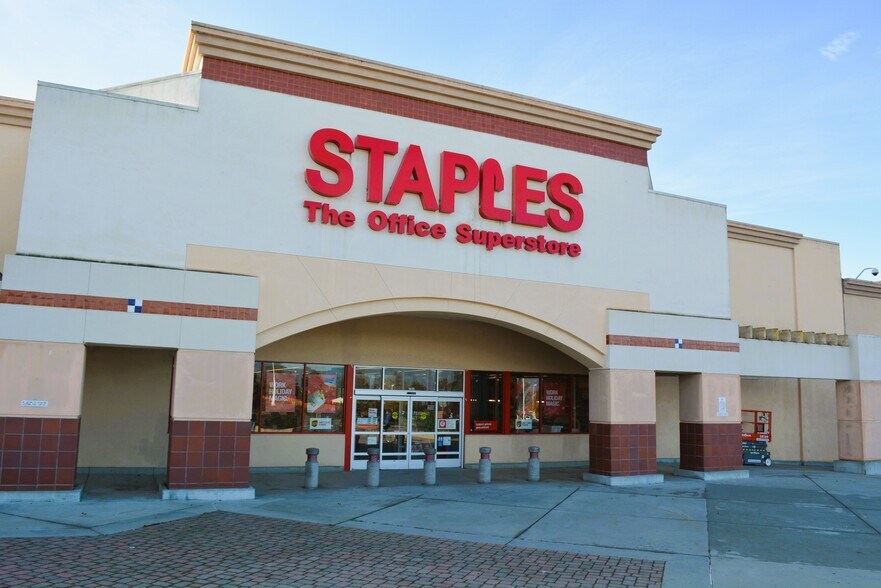 1415-1465 Main St, Watsonville, CA à louer - Photo du bâtiment - Image 2 de 18