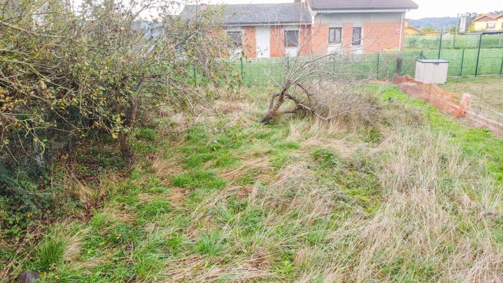 Calle Fuentespino, S/N, Siero, Asturias for sale - Building Photo - Image 2 of 27