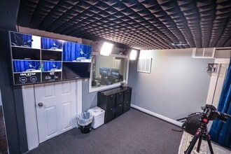 1205 Rio Grande St, Austin, TX for lease Interior Photo- Image 2 of 3