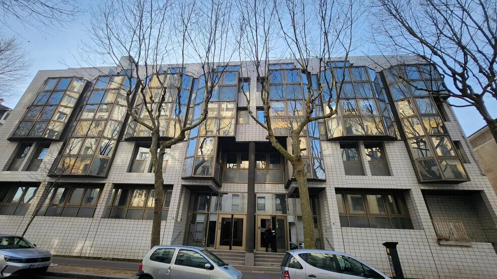 Bureau dans Boulogne-Billancourt à louer - Photo du bâtiment - Image 2 de 8