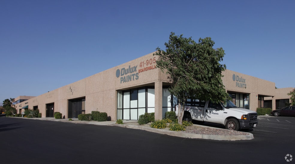 41-905 Boardwalk, Palm Desert, CA à louer - Photo du bâtiment - Image 3 de 10