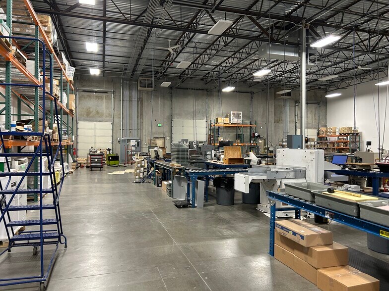 382 Marshall Way, Layton, UT à vendre - Photo du bâtiment - Image 2 de 13