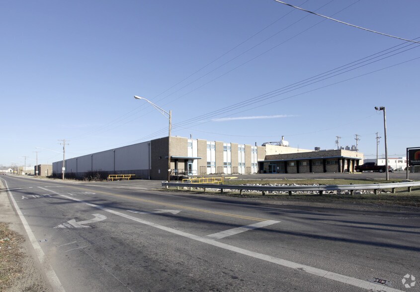 1920 Leonard Ave, Columbus, OH à louer - Photo du bâtiment - Image 2 de 6