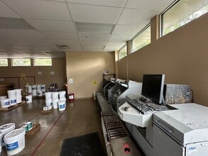 5195 Clayton Rd, Concord, CA for lease Interior Photo- Image 1 of 10