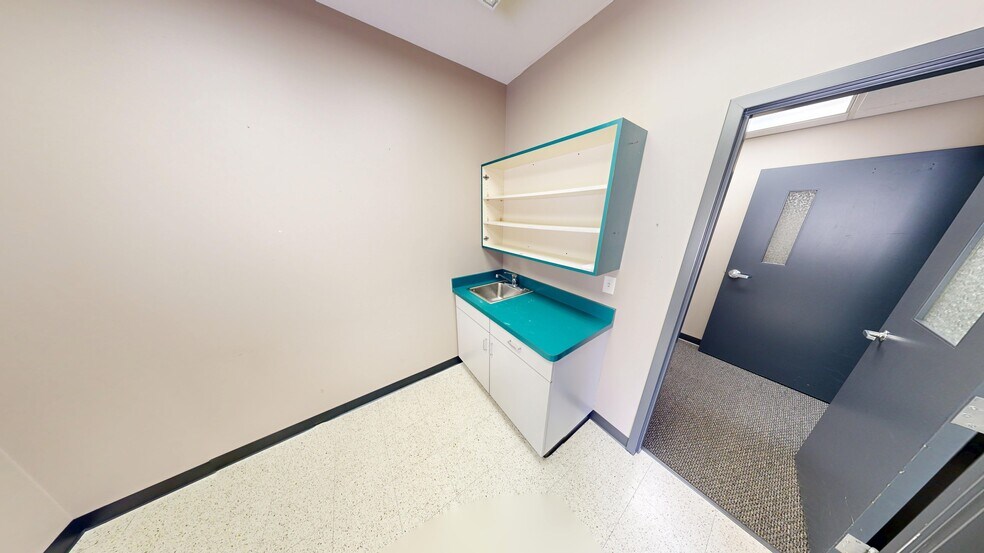 408 E Washington St, Butler, IN à louer - Photo du bâtiment - Image 3 de 20