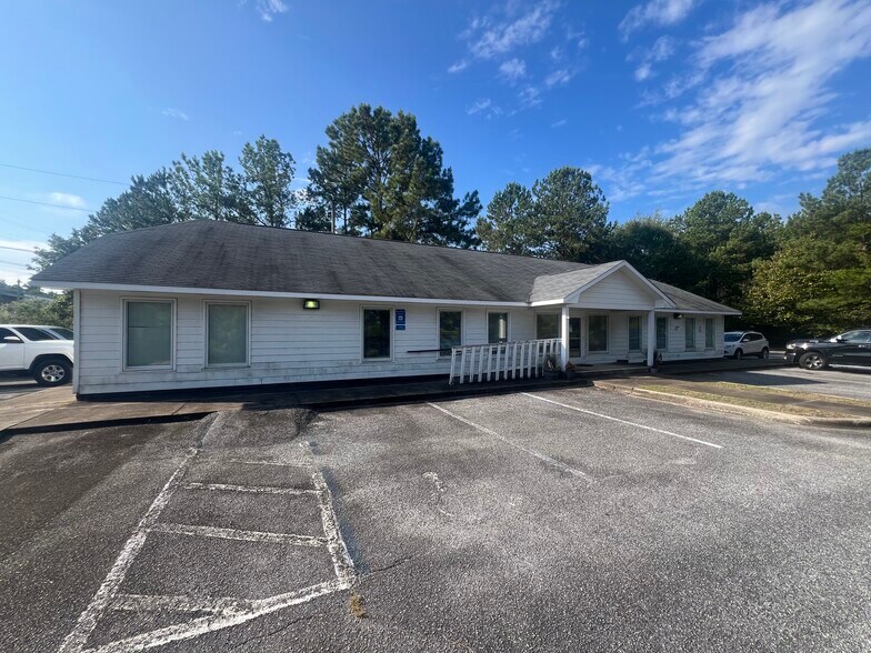 1001 25th Ave, Phenix City, AL à vendre - Photo du bâtiment - Image 1 de 1