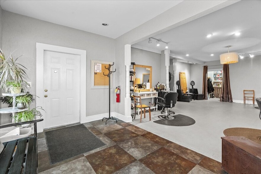 315 W Franklin St, Dalton, GA for sale - Building Photo - Image 3 of 14