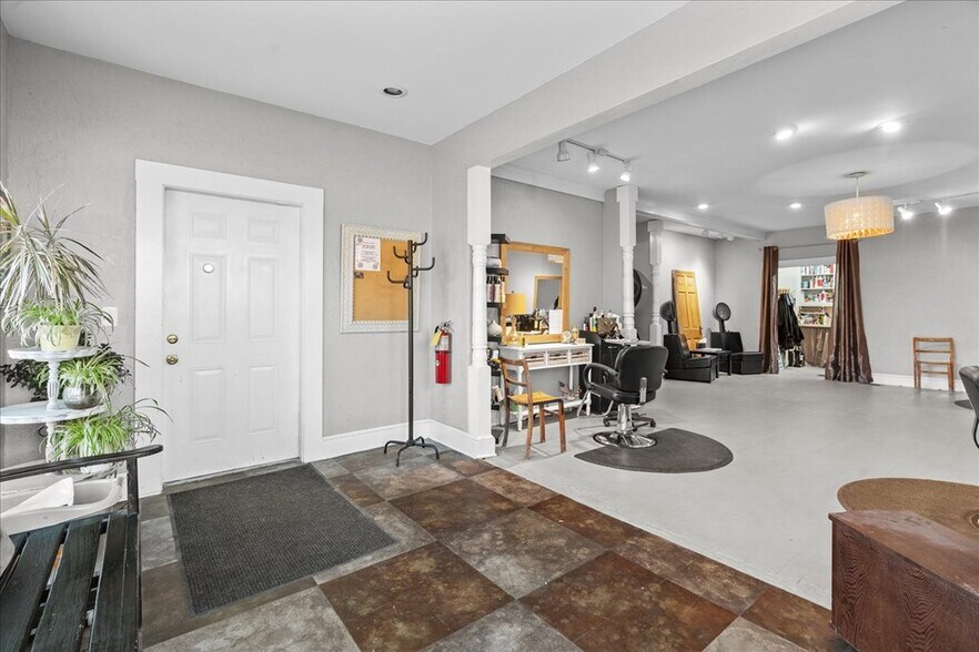 315 W Franklin St, Dalton, GA à vendre - Photo du bâtiment - Image 3 de 14