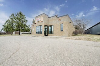 4435 Red Arrow Hwy, Stevensville, MI for lease Building Photo- Image 2 of 12
