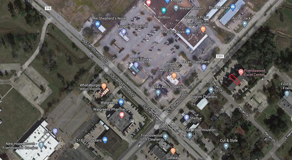 111-121 E Edgewood Dr, Friendswood, TX for lease - Building Photo - Image 3 of 10