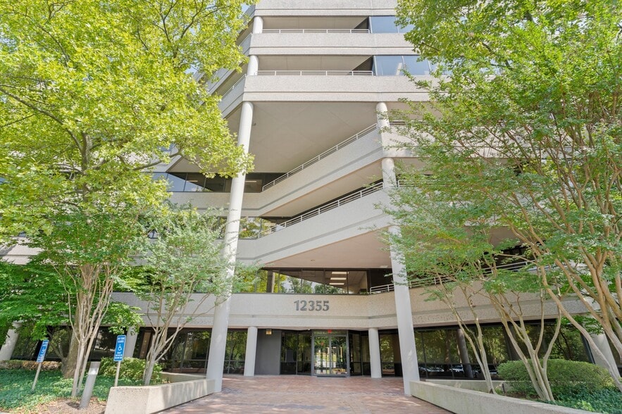 12355 Sunrise Valley Dr, Reston, VA for lease - Building Photo - Image 3 of 16