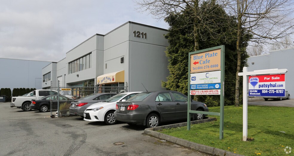 1211 Valmont Way, Richmond, BC à louer - Photo du bâtiment - Image 3 de 3