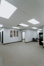 7930 Computer Ave S, Bloomington, MN for lease Interior Photo- Image 1 of 7