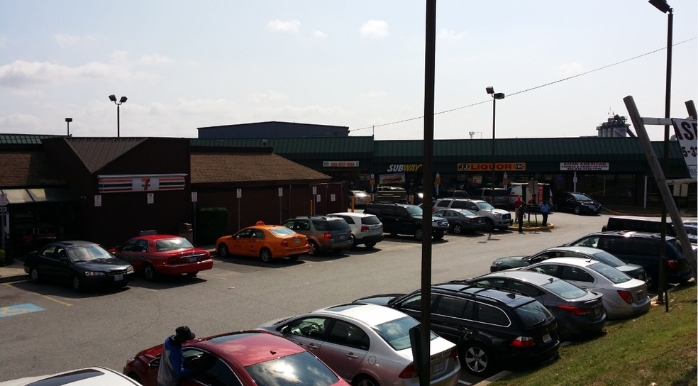 1201-1233 Brentwood Rd NE, Washington, DC à louer - Photo du bâtiment - Image 3 de 7